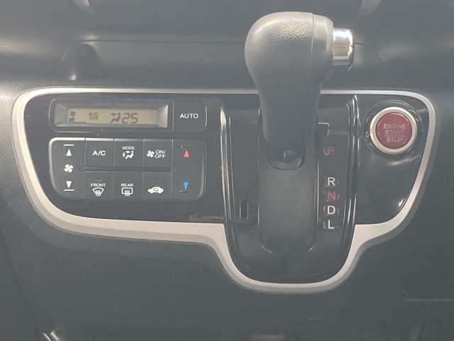 ホンダ Ｎ　ＢＯＸ ６６０ カスタムＧ Ｌパッケージ H24年 (九州・沖縄) 99
