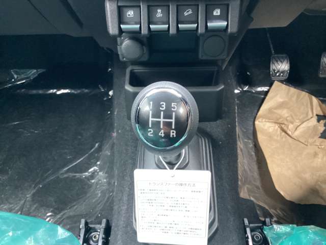 スズキ ジムニー　ノマド １．５ ＦＣ ４ＷＤ R8年 (関東) 99