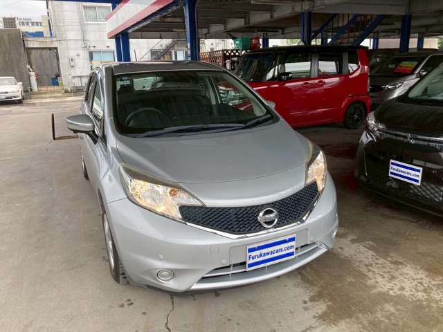 日産 ノート １．２ Ｘ ＤＩＧ－Ｓ H28年 (九州・沖縄) 99