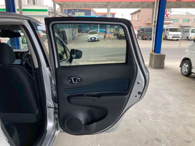 日産 ノート １．２ Ｘ ＤＩＧ－Ｓ H28年 (九州・沖縄) 99