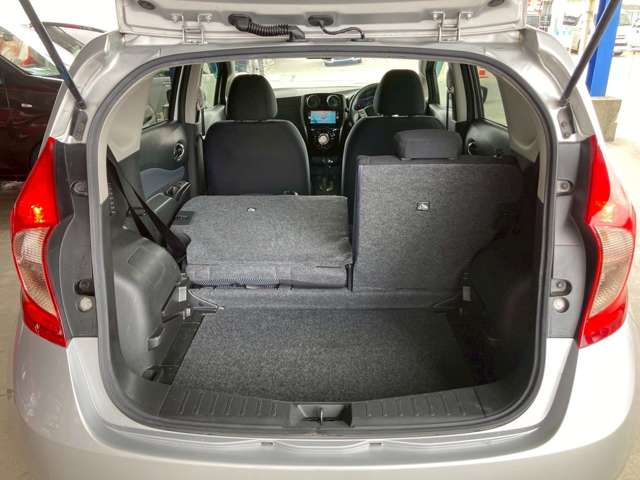 日産 ノート １．２ Ｘ ＤＩＧ－Ｓ H28年 (九州・沖縄) 99