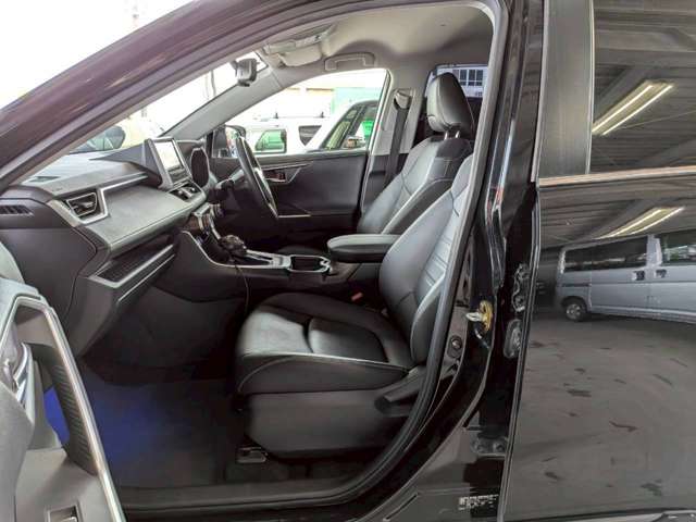 トヨタ ＲＡＶ４ ２．０ Ｇ ４ＷＤ R2年 (九州・沖縄) 99