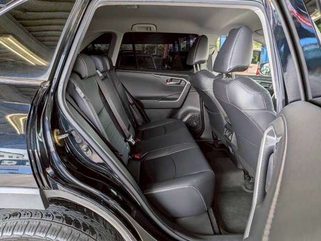 トヨタ ＲＡＶ４ ２．０ Ｇ ４ＷＤ R2年 (九州・沖縄) 99