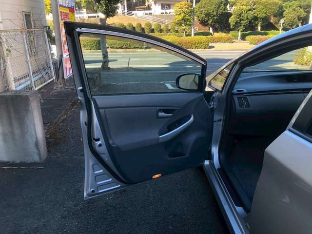 トヨタ プリウス １．８ Ｓ H23年 (九州・沖縄) 99