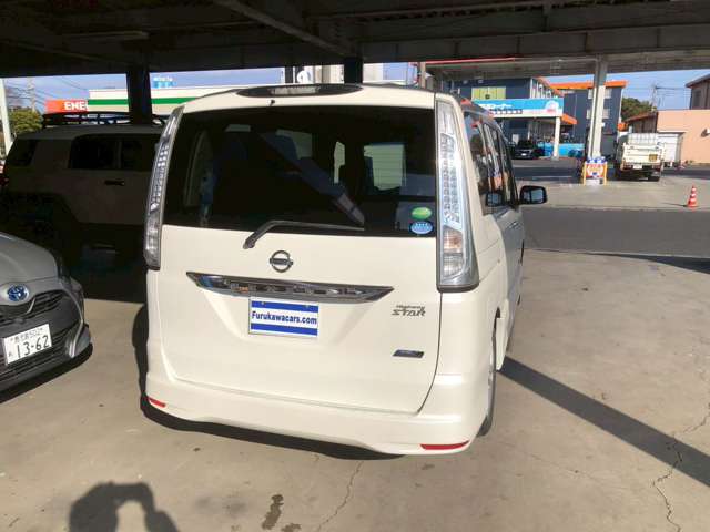 日産 セレナ ２．０ ハイウェイスター Ｓ－ＨＹＢＲＩＤ Ｖセレクション H25年 (九州・沖縄) 99