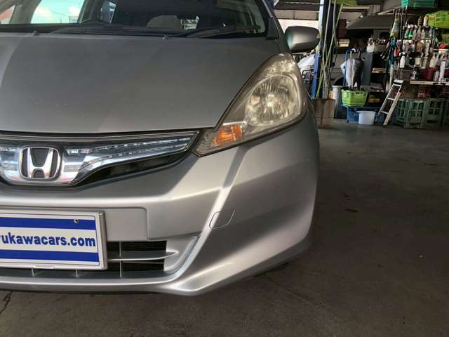 ホンダ フィット　ハイブリッド １．３ ナビプレミアムセレクション H23年 (九州・沖縄) 99
