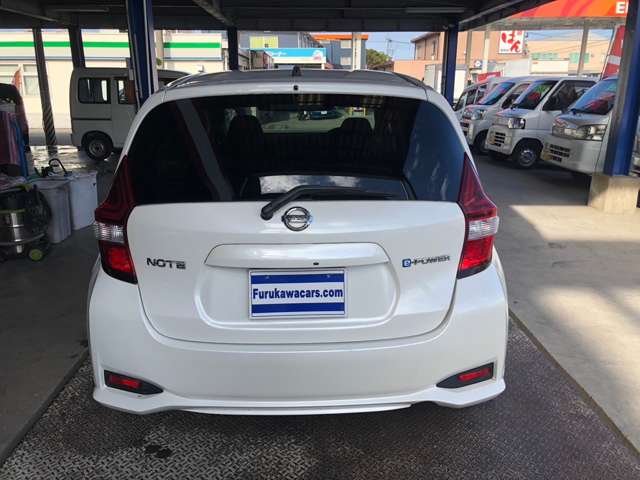 日産 ノート １．２ Ｅ－ＰＯＷＥＲ Ｘ H29年 (九州・沖縄) 99