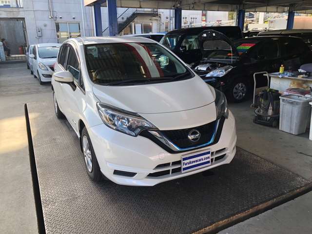 日産 ノート １．２ Ｅ－ＰＯＷＥＲ Ｘ H29年 (九州・沖縄) 99