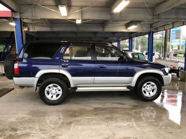 トヨタ ハイラックスサーフ ３．０ ＳＳＲ－Ｘ ワイドボディ アクティブパッケージ装着車Ｉ ディーゼルターボ ４ＷＤ H9年 (九州・沖縄) 99
