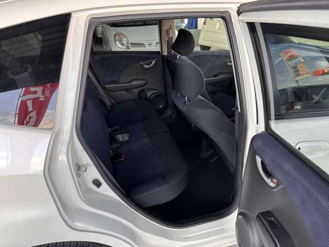 ホンダ フィット １．３ Ｇ H23年 (九州・沖縄) 99