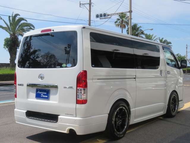 トヨタ ハイエースバン ２．８ スーパーＧＬ ロング ディーゼルターボ R2年 (九州・沖縄) 99
