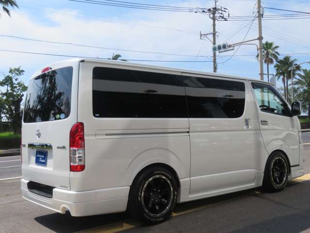 トヨタ ハイエースバン ２．８ スーパーＧＬ ロング ディーゼルターボ R2年 (九州・沖縄) 99