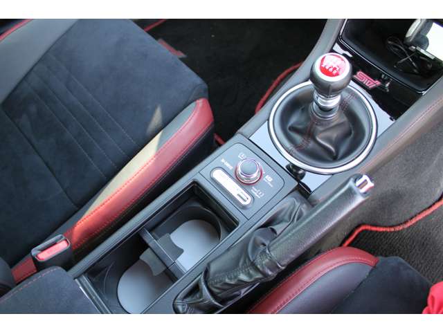 スバル ＷＲＸ　ＳＴＩ ＳＴＩ ２．０ ４ＷＤ R2年 (東海) 99