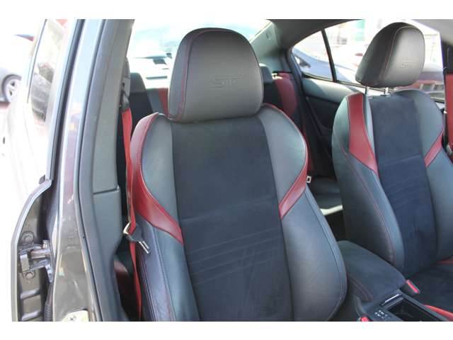 スバル ＷＲＸ　ＳＴＩ ＳＴＩ ２．０ ４ＷＤ R2年 (東海) 99