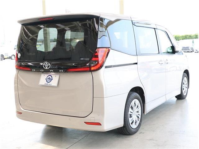 トヨタ ノア ２．０ Ｘ R5年 (東海) 99