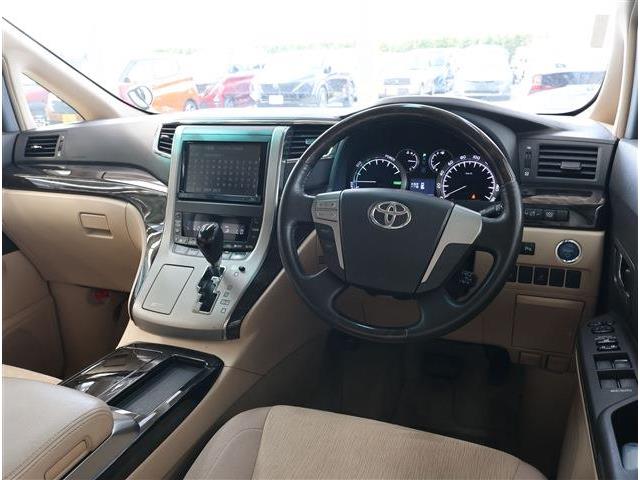 トヨタ アルファード　ハイブリッド ２．４ Ｘ ４ＷＤ H25年 (東海) 99