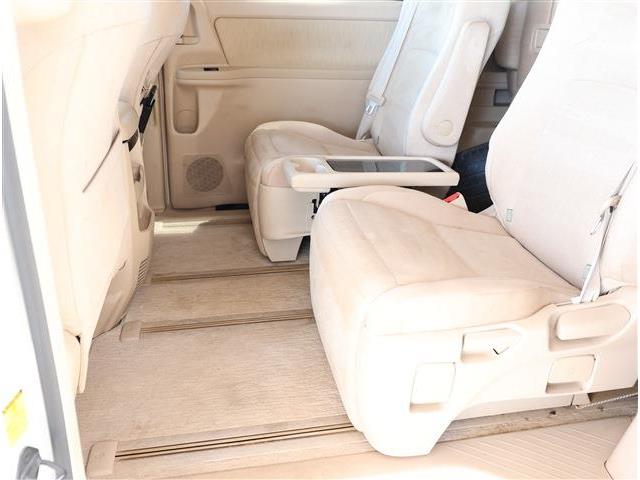 トヨタ アルファード　ハイブリッド ２．４ Ｘ ４ＷＤ H25年 (東海) 99