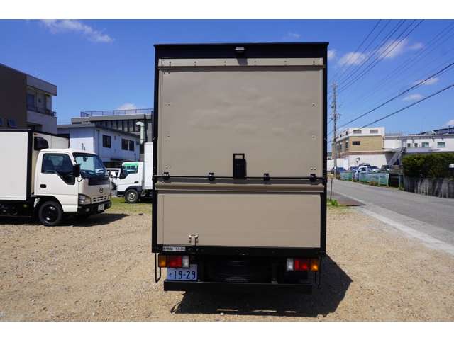 いすゞ エルフ キッチンカー H19年 (東海) 99