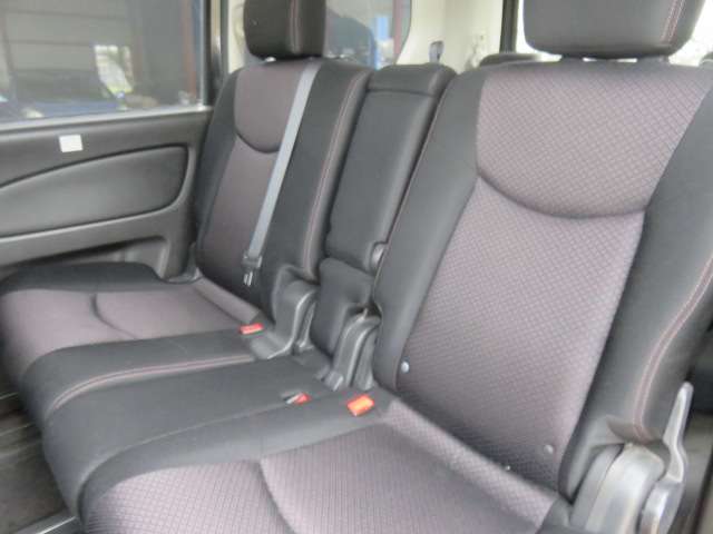 日産 セレナ ２．０ ハイウェイスター Ｓ－ＨＹＢＲＩＤ H25年 (東海) 99