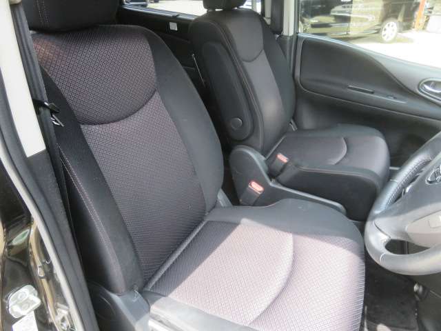 日産 セレナ ２．０ ハイウェイスター Ｖエアロセレクション H24年 (東海) 99
