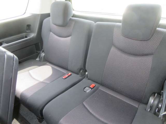 日産 セレナ ２．０ ハイウェイスター Ｖエアロセレクション H24年 (東海) 99