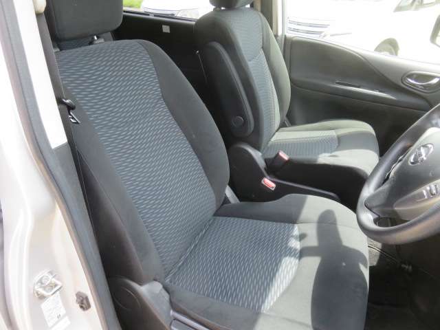 日産 セレナ ２．０ ２０Ｘ Ｓ－ＨＹＢＲＩＤ H25年 (東海) 99