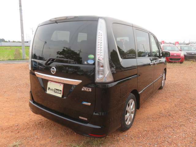 日産 セレナ ２．０ ハイウェイスター Ｓ－ＨＹＢＲＩＤ H24年 (東海) 99