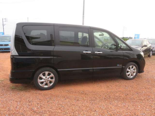 日産 セレナ ２．０ ハイウェイスター Ｓ－ＨＹＢＲＩＤ H24年 (東海) 99