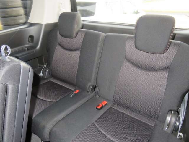 日産 セレナ ２．０ ハイウェイスター Ｓ－ＨＹＢＲＩＤ H24年 (東海) 99