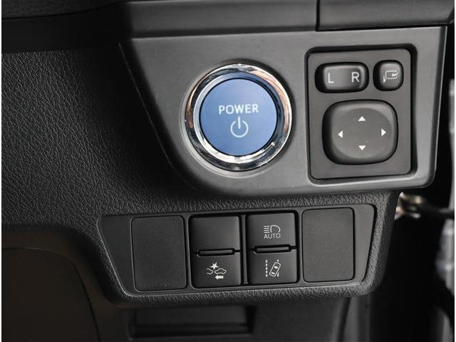 トヨタ カローラフィールダー　ハイブリッド １．５ ハイブリッド Ｇ Ｗ×Ｂ H27年 (東海) 99