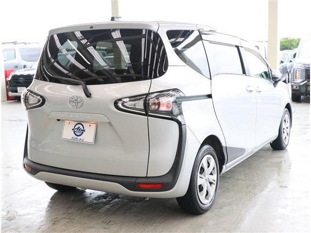 トヨタ シエンタ １．５ ファンベース Ｘ R3年 (東海) 99