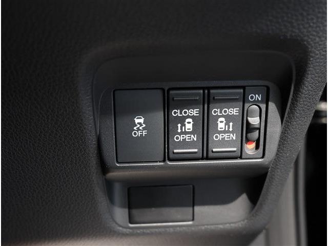 ホンダ フリード　ハイブリッド １．５ Ｅ：ＨＥＶ クロスター R8年 (東海) 99
