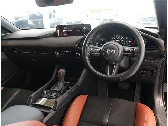 マツダ ＭＡＺＤＡ３　ファストバック ２．０ ２０Ｓ レトロスポーツエディション R6年 (東海) 99