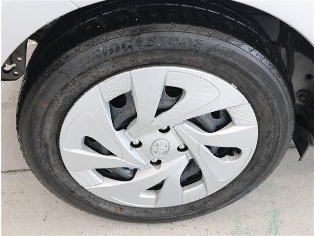 トヨタ アクア １．５ Ｓ R3年 (東海) 99