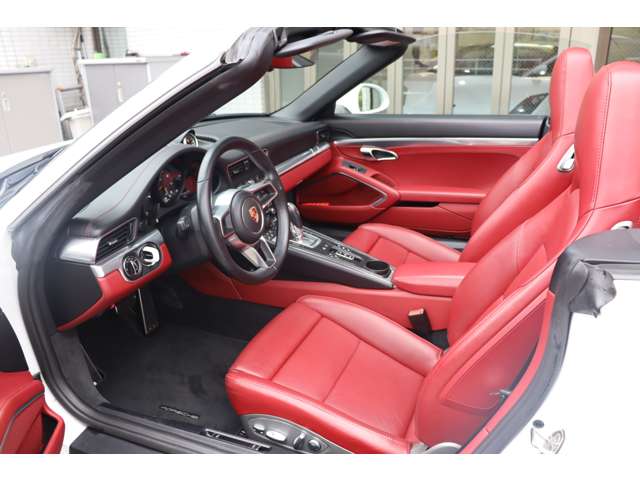 ポルシェ ９１１カブリオレ カレラ４ ＰＤＫ H28年 (東海) 99