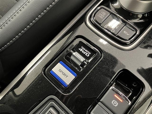 三菱 アウトランダーＰＨＥＶ ２．４ Ｇ リミテッド エディション ４ＷＤ R1年 (東海) 99