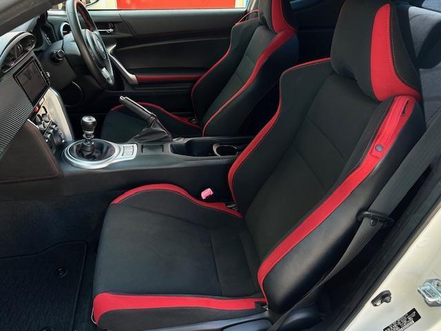 トヨタ ８６ ２．０ ＧＴ H28年 (東海) 99