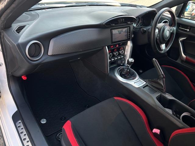 トヨタ ８６ ２．０ ＧＴ H28年 (東海) 99