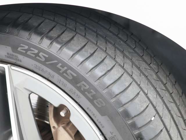 メルセデスベンツ Ｃクラスワゴン Ｃ２００ アバンギャルド ＡＭＧライン R1年 (東海) 99