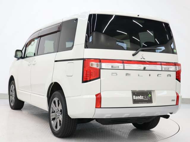 三菱 デリカ　Ｄ：５ ２．２ Ｇ パワーパッケージ ディーゼルターボ ４ＷＤ R1年 (東海) 99