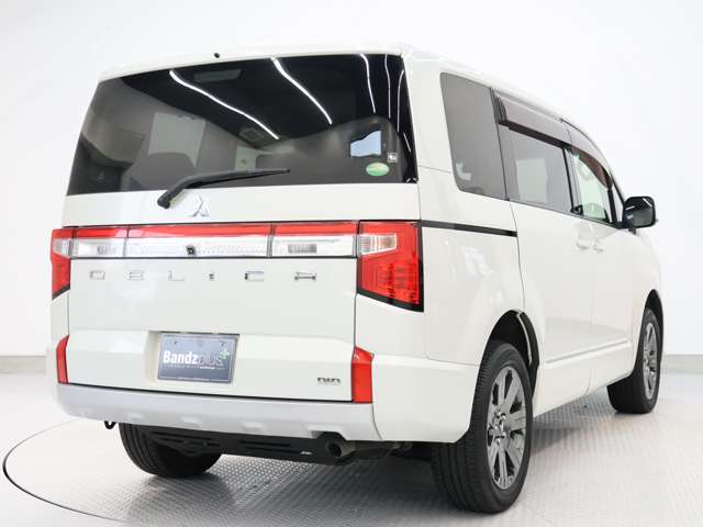 三菱 デリカ　Ｄ：５ ２．２ Ｇ パワーパッケージ ディーゼルターボ ４ＷＤ R1年 (東海) 99
