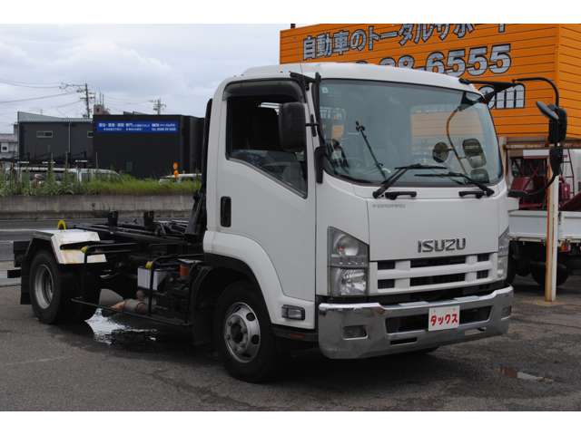 いすゞ フォワード ５．２ＤＴ アームロール 脱着式コンテナ専用 H22年 (東海) 99