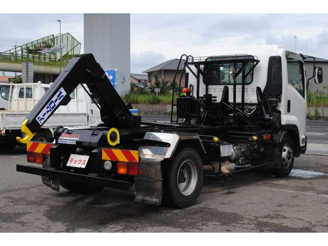いすゞ フォワード ５．２ＤＴ アームロール 脱着式コンテナ専用 H22年 (東海) 99