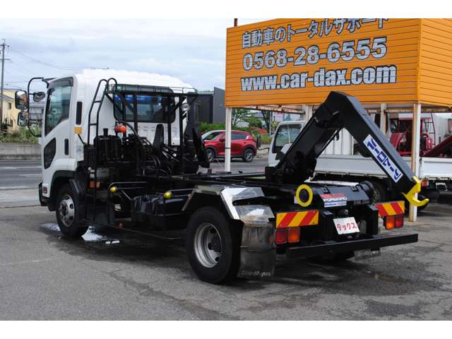いすゞ フォワード ５．２ＤＴ アームロール 脱着式コンテナ専用 H22年 (東海) 99