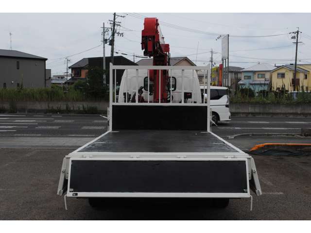 日野自動車 デュトロ ４．０ＤＴ ３段クレーン 標準ロング H29年 (東海) 99