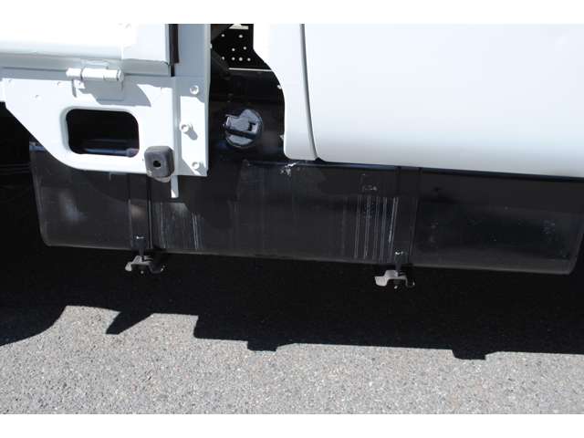 日産 アトラス ２．０ Ｗキャブ 積載１．２５Ｔ H18年 (東海) 99