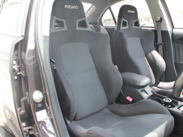 三菱 ランサー ２．０ ＧＳＲ Ｘ ４ＷＤ H27年 (東海) 99