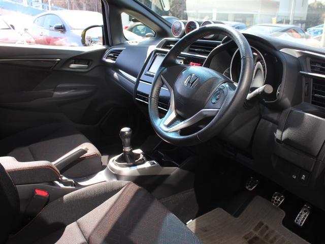 ホンダ フィット １．５ ＲＳ H26年 (東海) 99