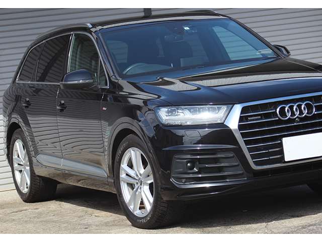 アウディ Ｑ７ ２．０ ＴＦＳＩ クワトロ Ｓラインパッケージ ４ＷＤ H29年 (東海) 99