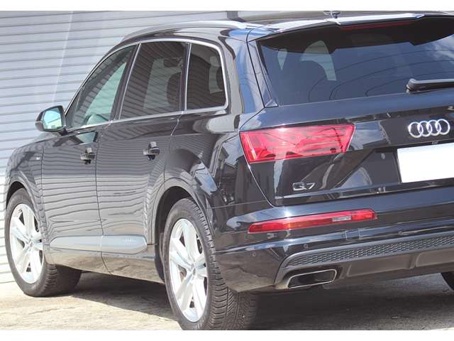 アウディ Ｑ７ ２．０ ＴＦＳＩ クワトロ Ｓラインパッケージ ４ＷＤ H29年 (東海) 99